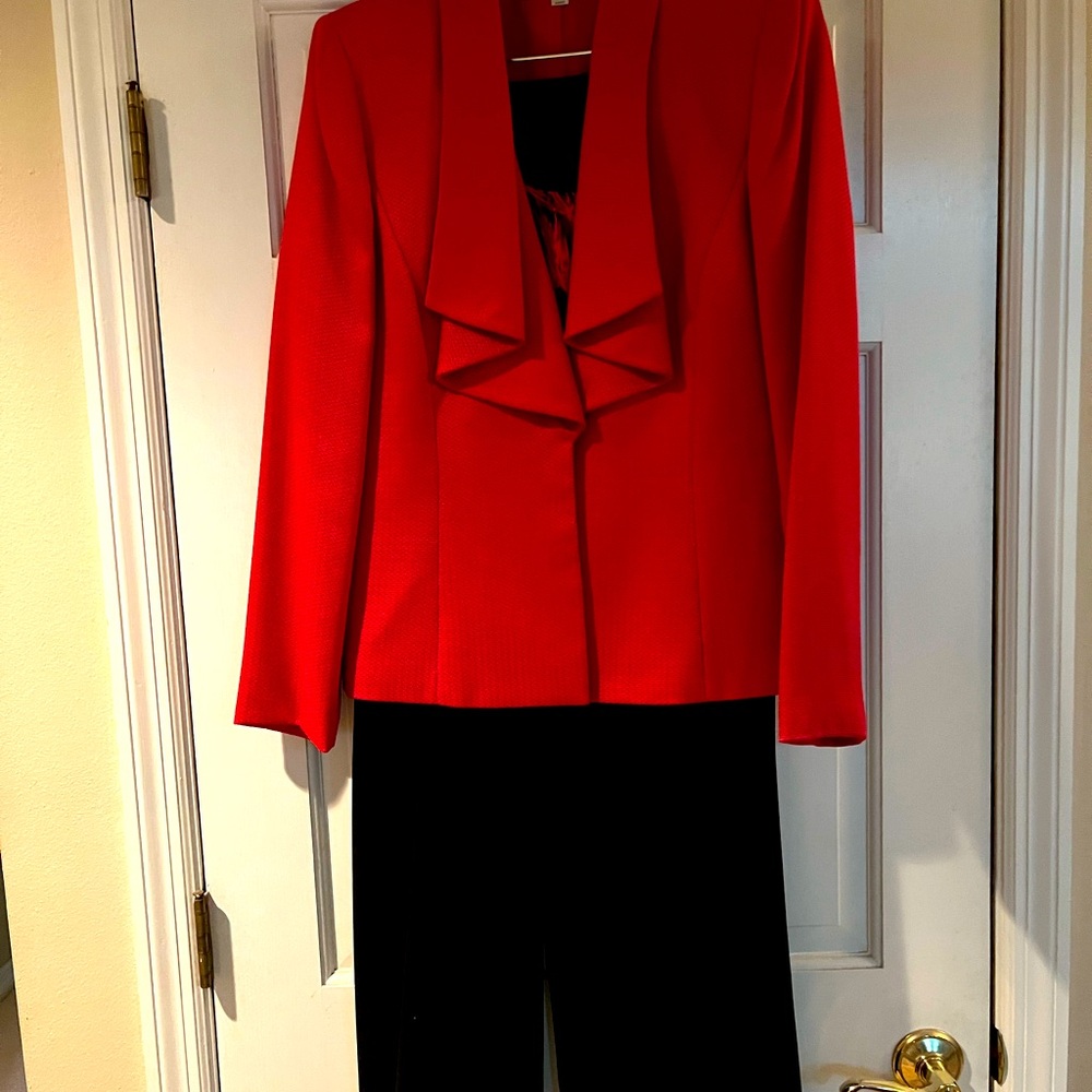 Brand new 3-piece pantsuit (NWOT)
